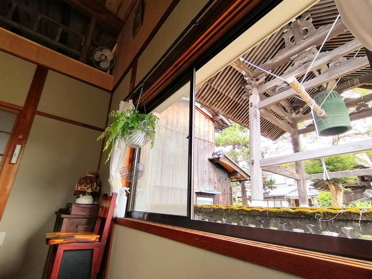 静かに過ごす古民家ステイ Staying Quietly In Renovated House Takashima Exterior foto